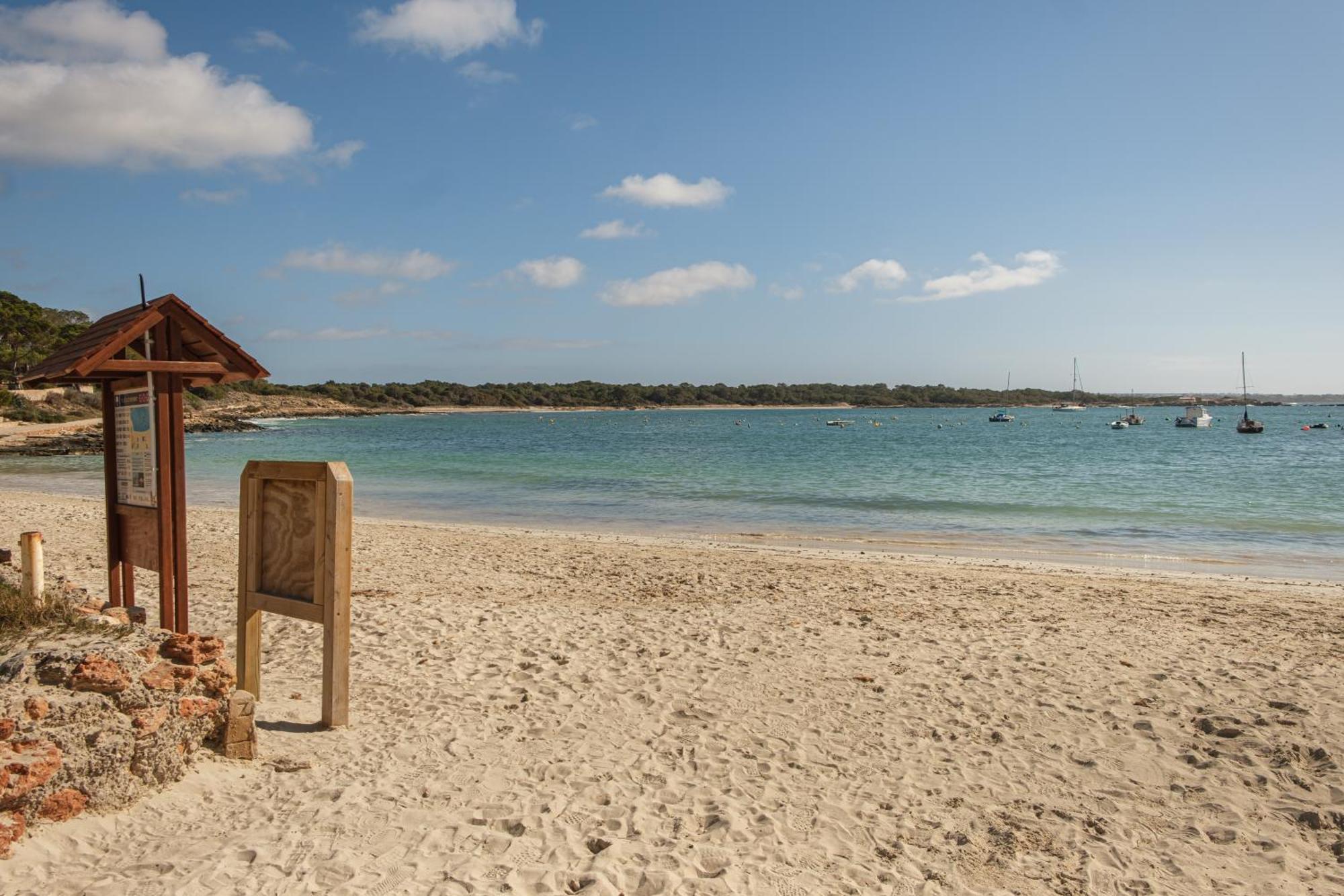 Alma Libre Beach Apartment Colonia de Sant Jordi Eksteriør bilde